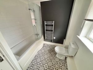 Photo 1- click for photo gallery